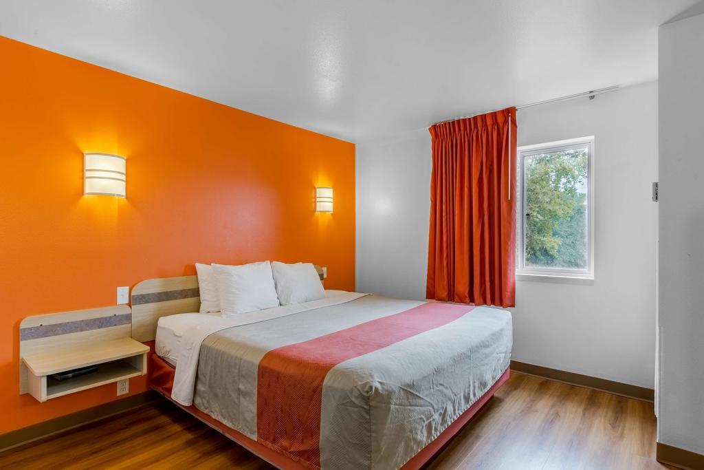 Motel 6-Baraboo, Wi - Lake Delton-Wisconsin Dells Екстериор снимка